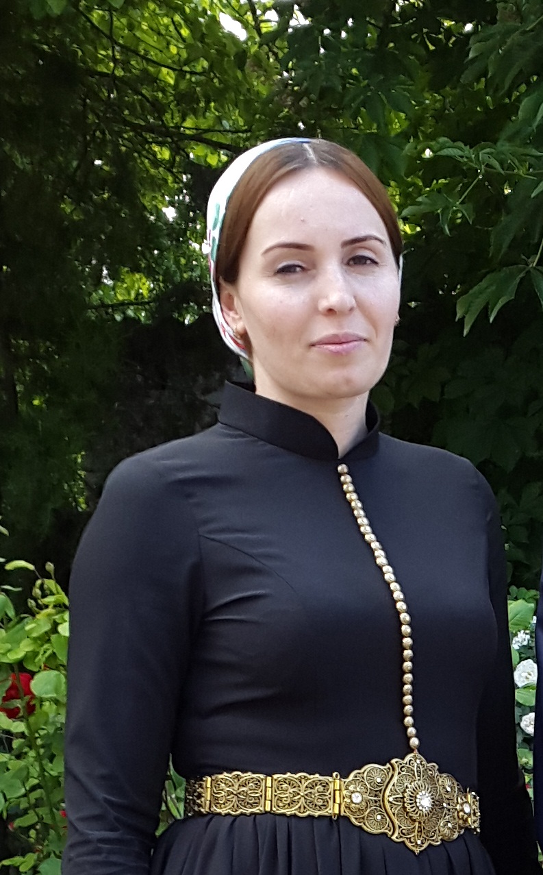 Тутаева Хяди Данисолтовна.